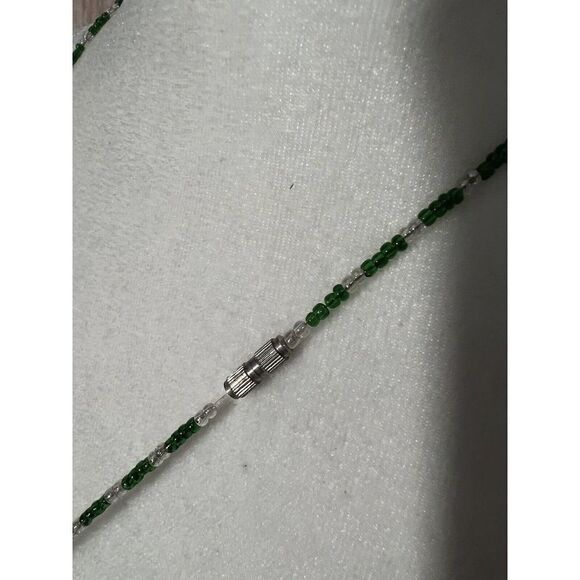 Thin Beaded Necklace Green/Clear 21" Womens #P185 - Picture 4 of 6